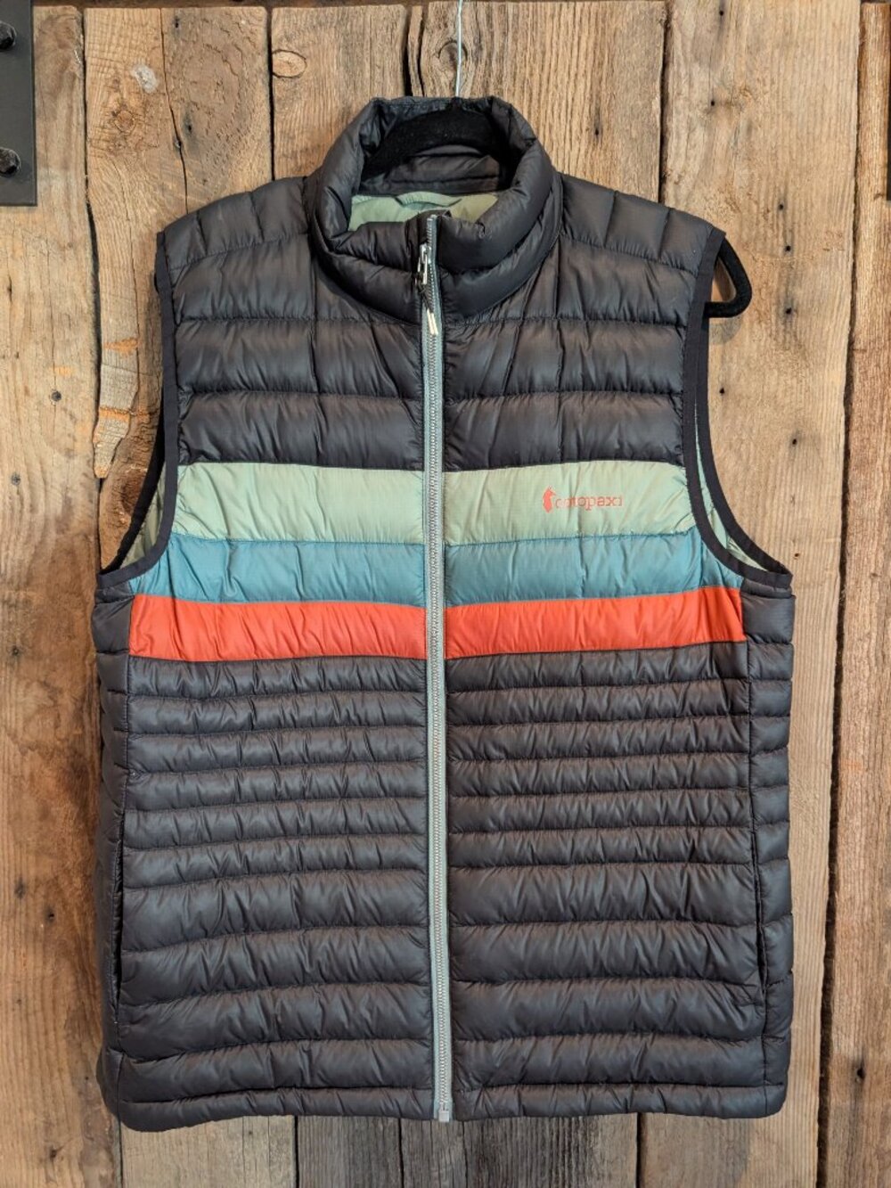 Cotopaxi vest